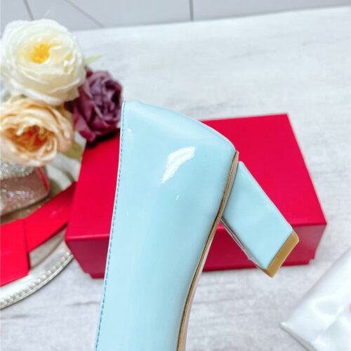High Quality Luxury Roger Vivier New Patent Leather Pumps product detail