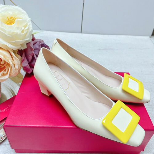 High Quality Luxury Roger Vivier New Patent Leather Pumps – Style 99764