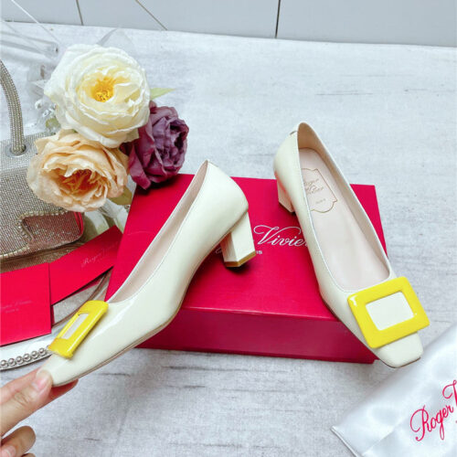 High Quality Luxury Roger Vivier New Patent Leather Pumps – Style 99764 product detail