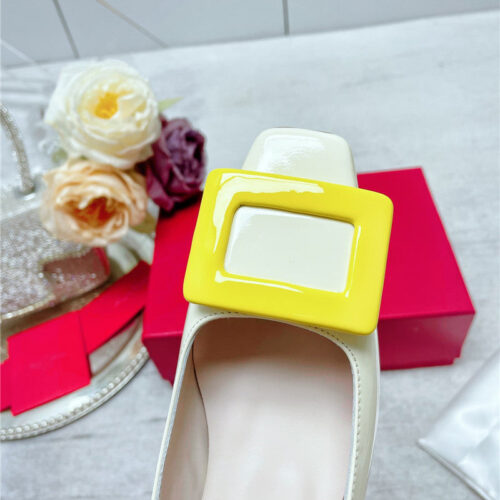 High Quality Luxury Roger Vivier New Patent Leather Pumps – Style 99764 product detail
