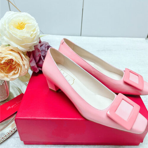 High Quality Luxury Roger Vivier New Patent Leather Pumps – Style 96372