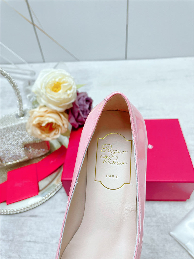 High Quality Luxury Roger Vivier New Patent Leather Pumps – Style 96372 product detail
