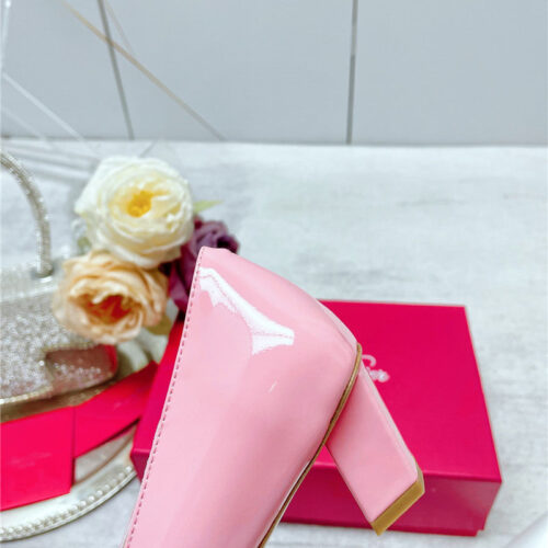 High Quality Luxury Roger Vivier New Patent Leather Pumps – Style 96372 product detail