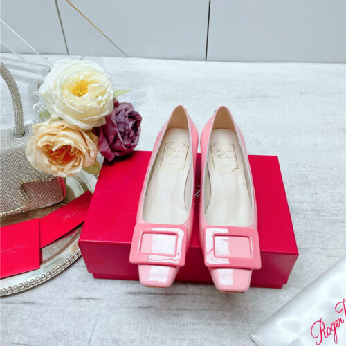 High Quality Luxury Roger Vivier New Patent Leather Pumps – Style 96372 product detail