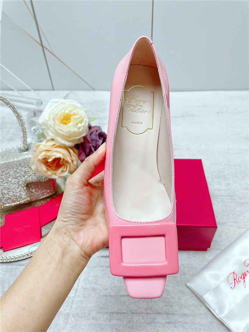 High Quality Luxury Roger Vivier New Patent Leather Pumps – Style 96372 product detail