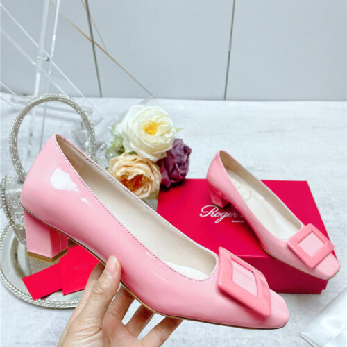 High Quality Luxury Roger Vivier New Patent Leather Pumps – Style 96372 alternate view