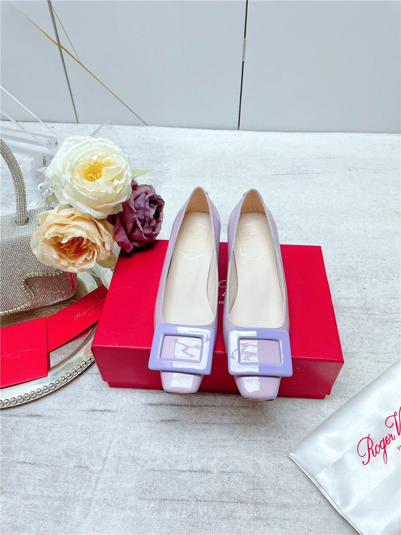High Quality Luxury Roger Vivier New Patent Leather Pumps – Style 94676 product detail