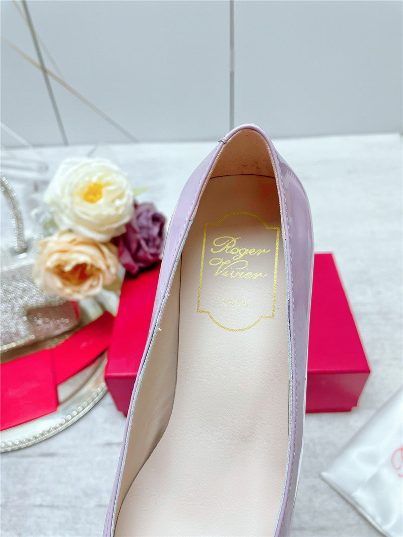 High Quality Luxury Roger Vivier New Patent Leather Pumps – Style 94676 product detail