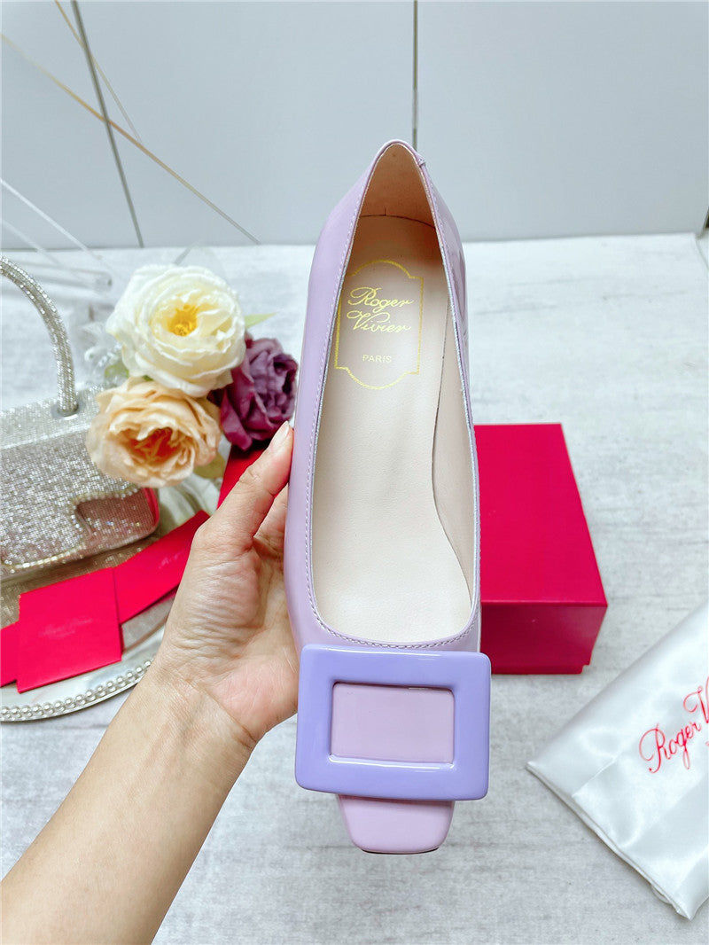 High Quality Luxury Roger Vivier New Patent Leather Pumps – Style 94676 product detail