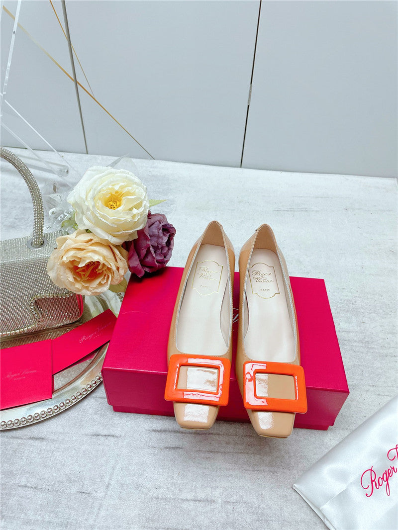High Quality Luxury Roger Vivier New Patent Leather Pumps – Style 58516 product detail