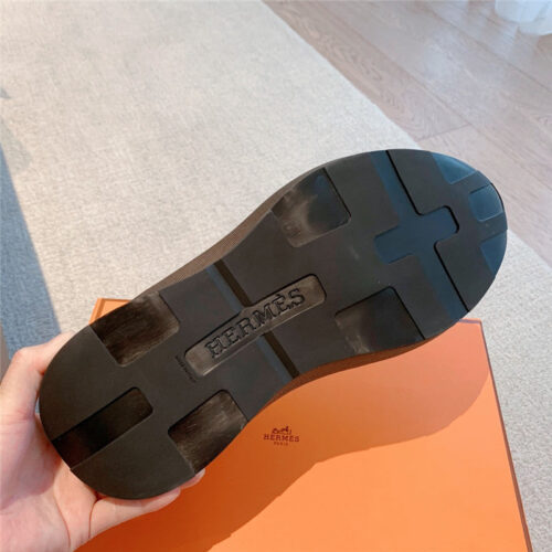 High Quality Luxury Hermes Classic Look-Alike British Retro White Shoes product detail