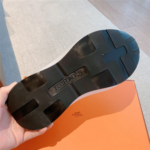 High Quality Luxury Hermes Classic Look-Alike British Retro White Shoes – Style 21379 product detail