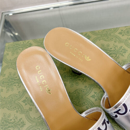 High Quality Luxury Gucci X Adida*Print High-Heeled Slides – Style 74835 product detail