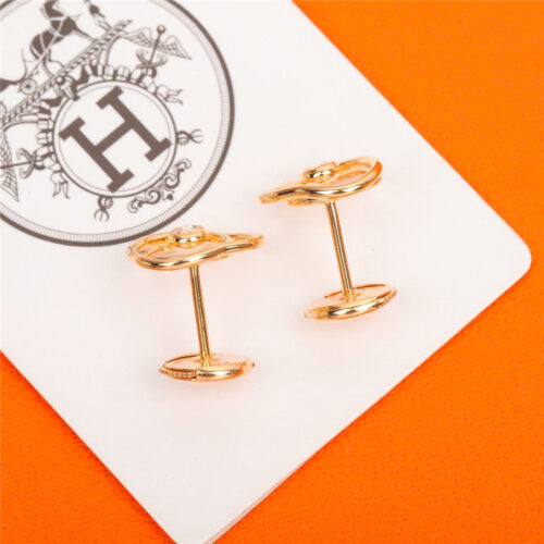 High Quality Luxury Hermes Heart Stud Earrings product detail