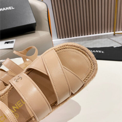 High Quality Luxury Chanel Early Spring Vacation Series New Sandals And Slippers product detail