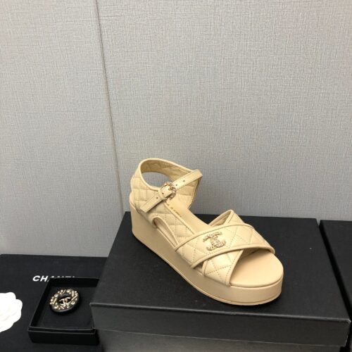 High Quality Luxury Chanel Hot Holiday Series Sandals product detail