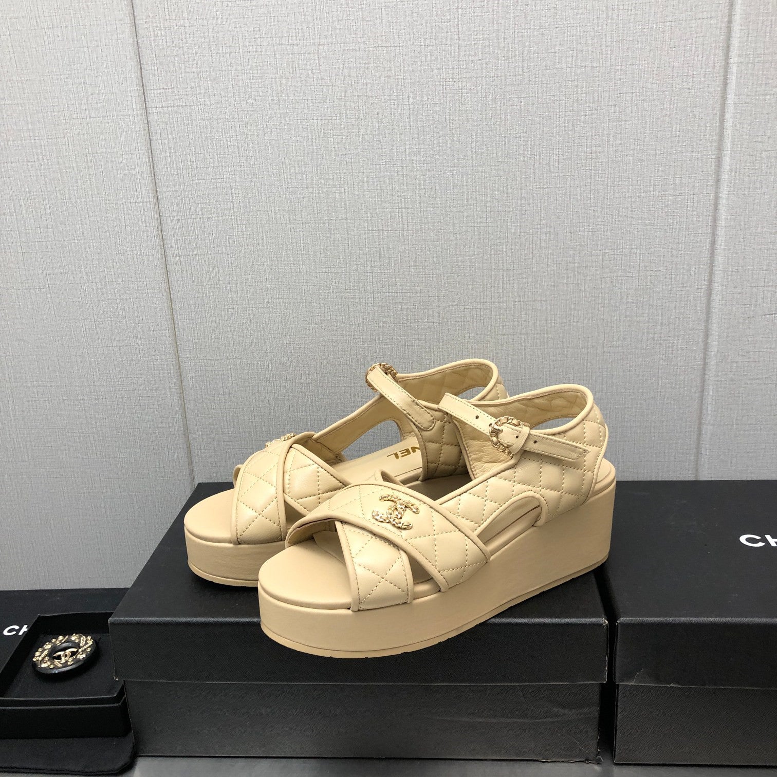 High Quality Luxury Chanel Hot Holiday Series Sandals