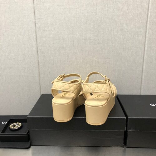 High Quality Luxury Chanel Hot Holiday Series Sandals product detail