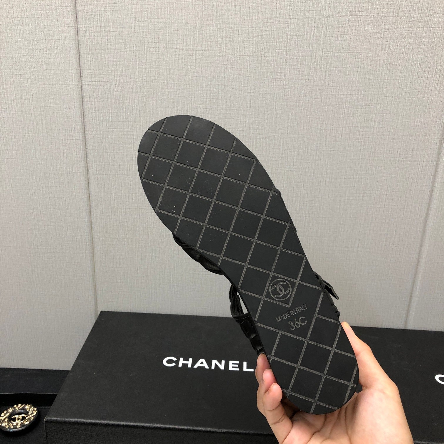 High Quality Luxury Chanel Hot Holiday Series Sandals – Style 43366 product detail