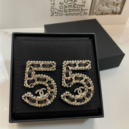 High Quality Luxury Chanel No. 5 Chain Earrings