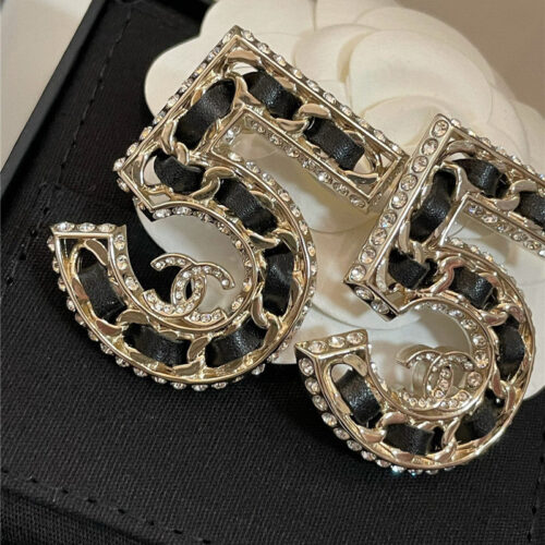 High Quality Luxury Chanel No. 5 Chain Earrings product detail