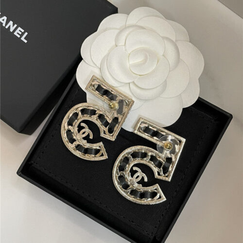 High Quality Luxury Chanel No. 5 Chain Earrings alternate view