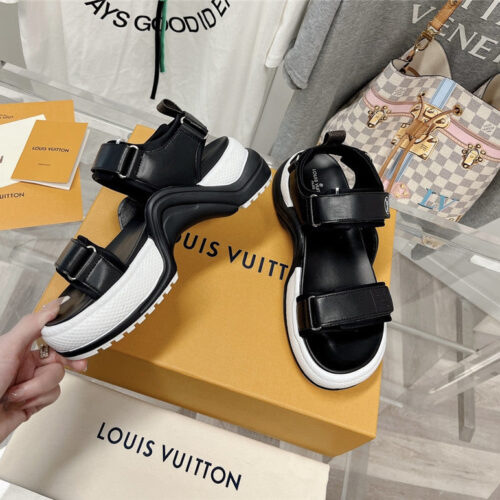 High Quality Luxury Louis Vuitton Spring Summer Sandals alternate view
