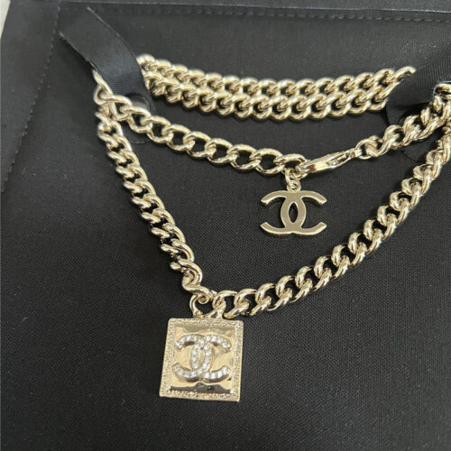 High Quality Luxury Chanel Chain Block Necklace alternate view