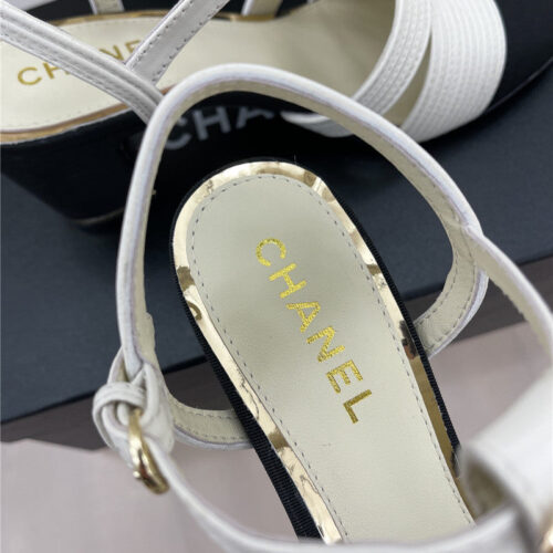 High Quality Luxury Chanel New Most Beautiful Chunky Heel Sandals product detail