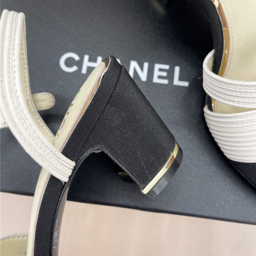 High Quality Luxury Chanel New Most Beautiful Chunky Heel Sandals product detail