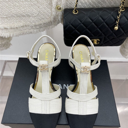 High Quality Luxury Chanel New Most Beautiful Chunky Heel Sandals product detail