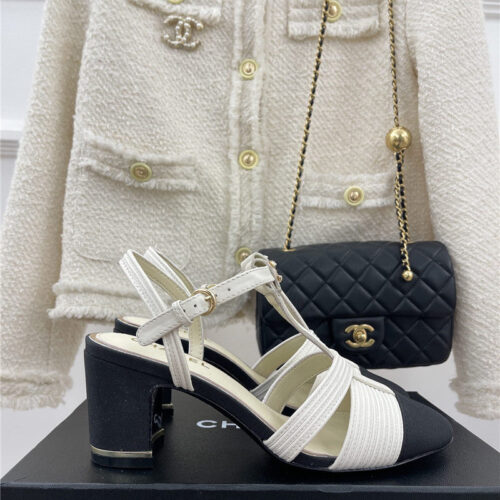High Quality Luxury Chanel New Most Beautiful Chunky Heel Sandals