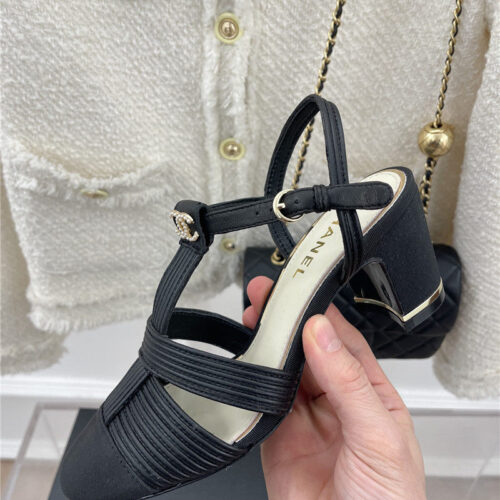 High Quality Luxury Chanel New Most Beautiful Chunky Heel Sandals – Style 11750 alternate view
