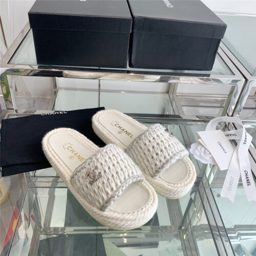 High Quality Luxury Chanel Woven Slippers – Style 18694 product detail