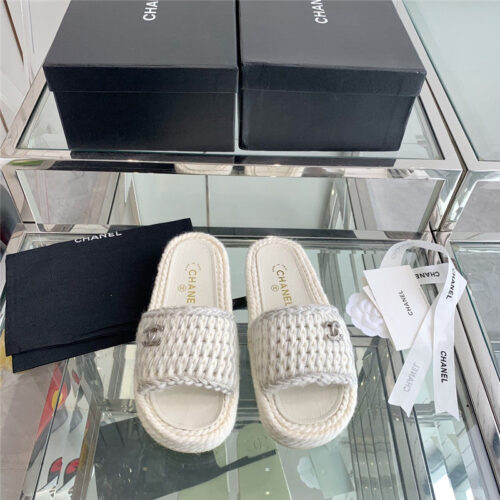 High Quality Luxury Chanel Woven Slippers – Style 18694 product detail