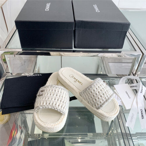 High Quality Luxury Chanel Woven Slippers – Style 18694 product detail