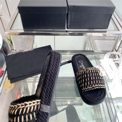 High Quality Luxury Chanel Woven Slippers – Style 51462 product detail
