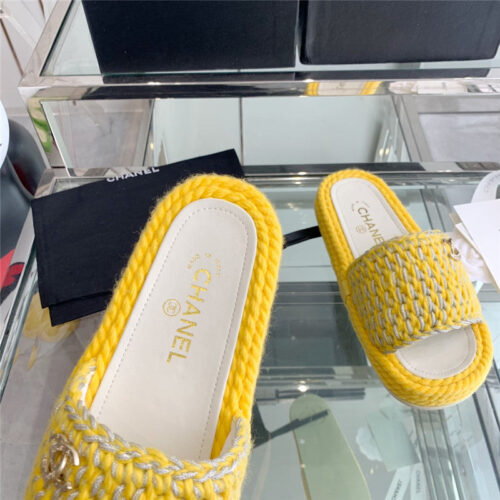 High Quality Luxury Chanel Woven Slippers – Style 84230 product detail