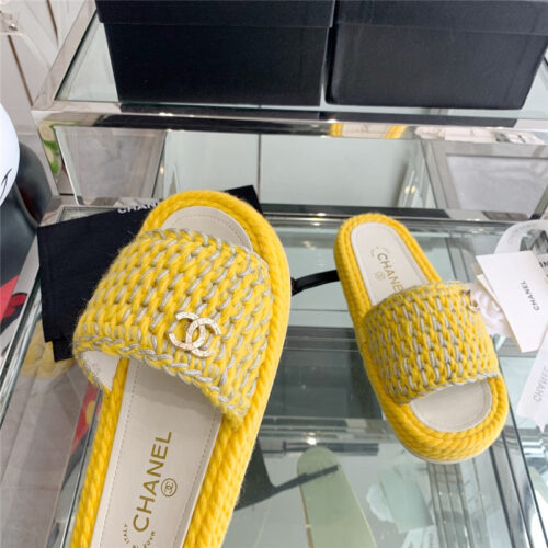 High Quality Luxury Chanel Woven Slippers – Style 84230 product detail