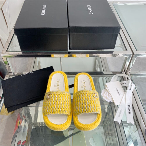High Quality Luxury Chanel Woven Slippers – Style 84230 product detail