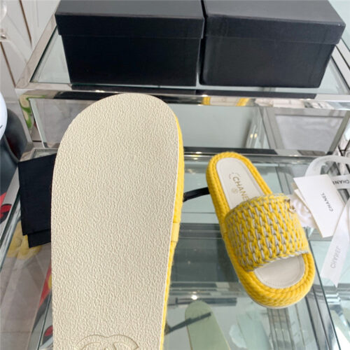 High Quality Luxury Chanel Woven Slippers – Style 84230 product detail