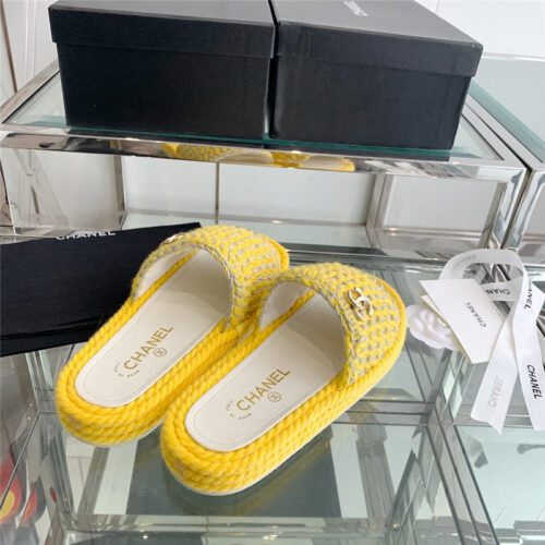 High Quality Luxury Chanel Woven Slippers – Style 84230 product detail