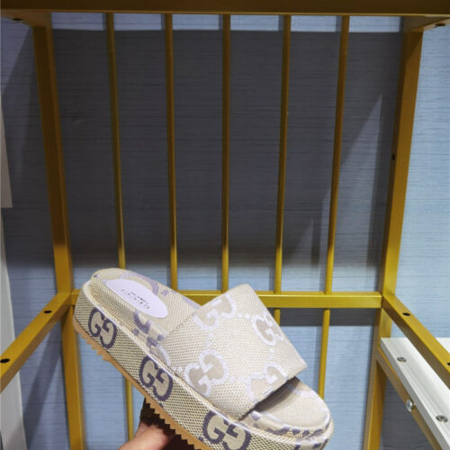 High Quality Luxury Gucci Latest Limited Edition Platform Sandals – Style 11507 alternate view