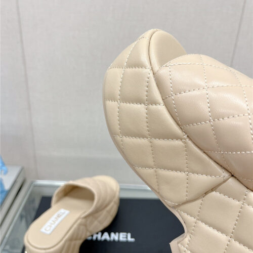 High Quality Luxury Chanel Rhombus Water Platform Platform Slippers – Style 77062 product detail