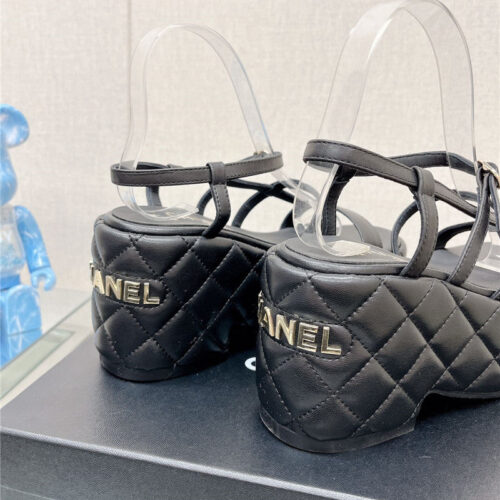 High Quality Luxury Chanel Rhombus Water Table Platform Sandals With Thin Straps product detail