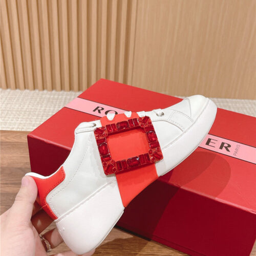 High Quality Luxury Roger Vivier New Diamond Buckle White Shoes – Style 74932 alternate view