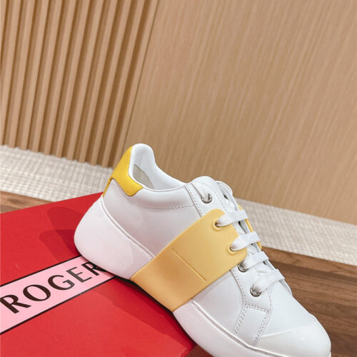 High Quality Luxury Roger Vivier New Diamond Buckle White Shoes – Style 73236 product detail