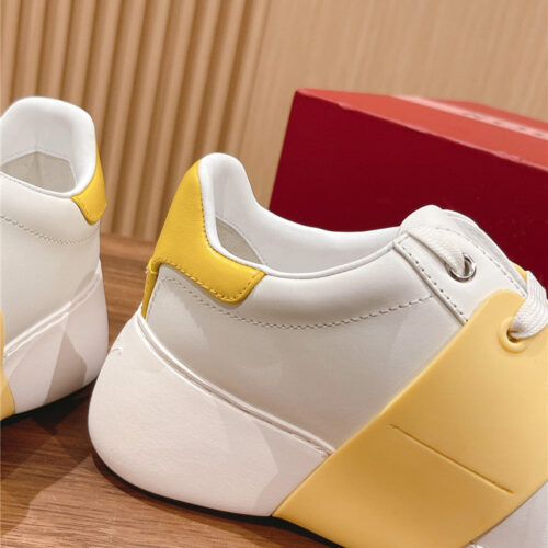 High Quality Luxury Roger Vivier New Diamond Buckle White Shoes – Style 73236 product detail
