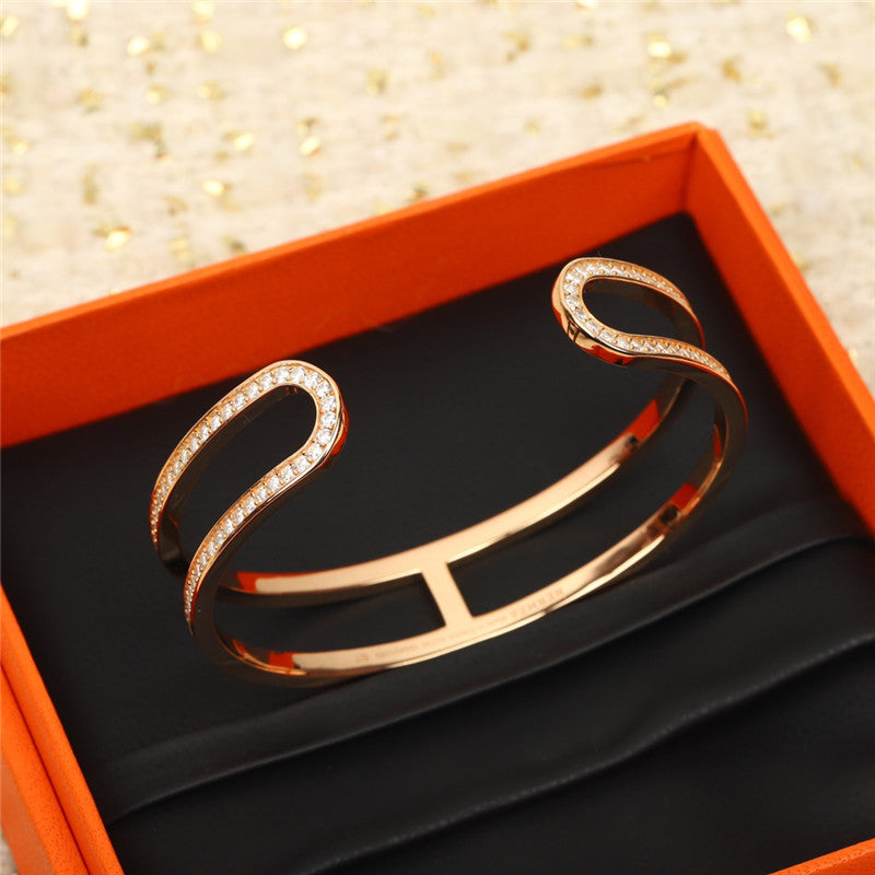 High Quality Luxury Hermes Pig Nose Hand product detail