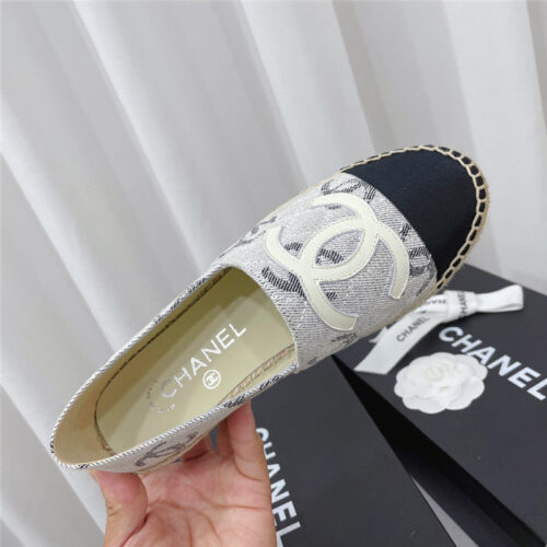 High Quality Luxury Chanel Wannian Classic Fisherman Shoes alternate view